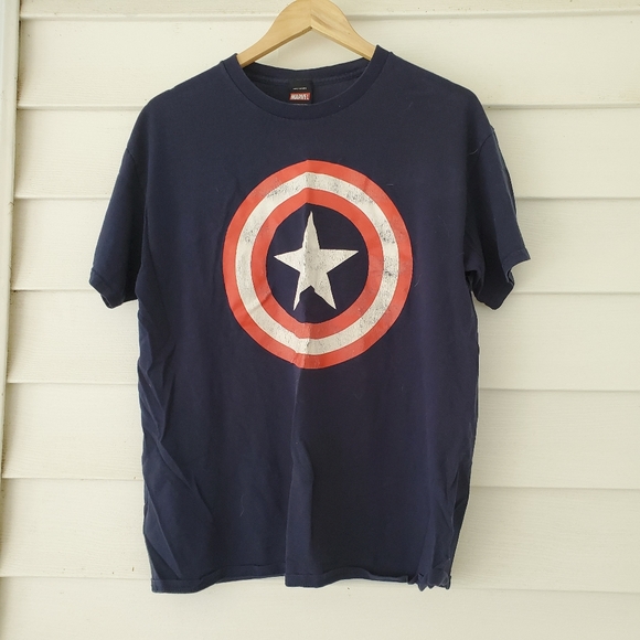 Marvel Other - 🎁 Marvel capitan America shield tshirt